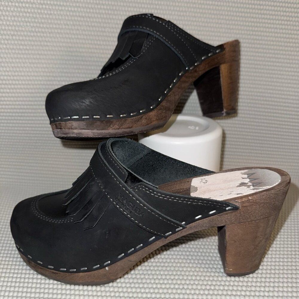 Swedish Maguba Chicago Matte Black Leather Fringe Heeled Clogs Womens 7-7.5 (37)